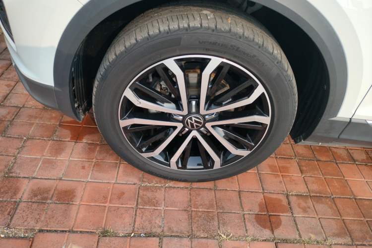 Used Volkswagen T-ROC 2021 280TSI DSG Two-Wheel Drive Comfort Connect Edition
