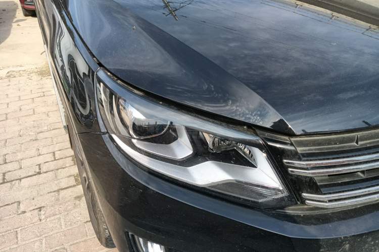 Used Volkswagen Tiguan 2015 1.8TSI Automatic Two-Wheel Drive Luxury Model Right Front Headlight