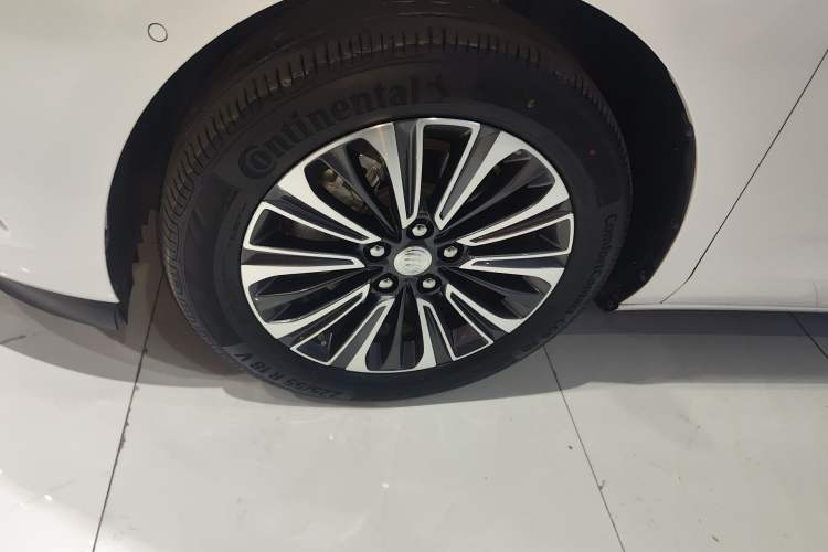 Used Buick GL8 2022 ES Land Cruiser 653T Luxury Model