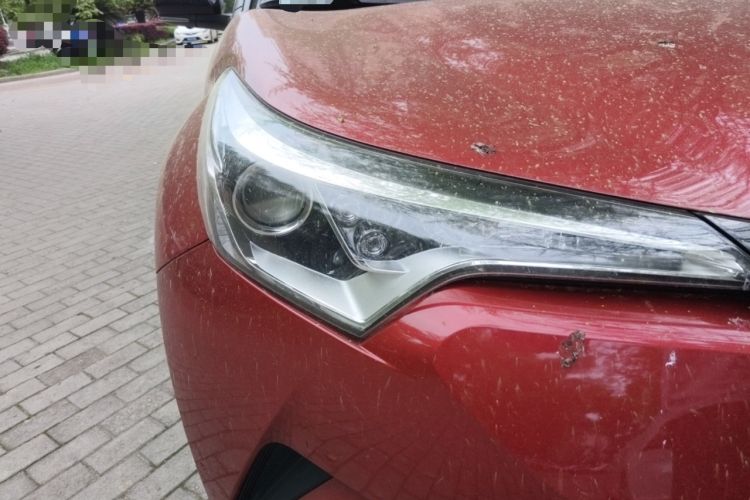 Used Toyota C-HR 2018 2.0L Leading with Sunroof China V Standard Right Front Headlight
