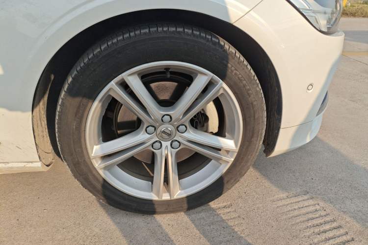 Used Volvo S90 2019 T5 Zhiyuan Edition