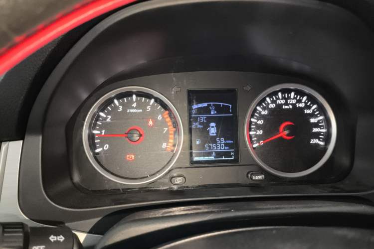 Used FORTHING T5 2022 Grand Edition 1.6L Manual Dream-Chasing Five-Seat Model
