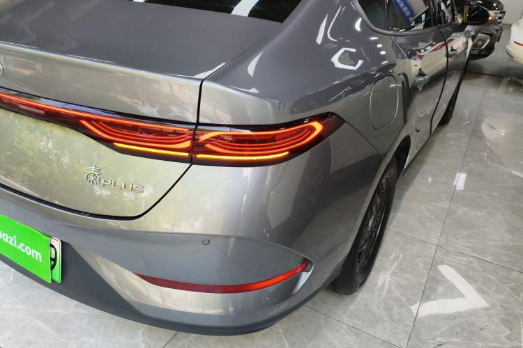 Used BYD Qin PLUS 2025 DM-i Smart Drive 55KM Leading Model