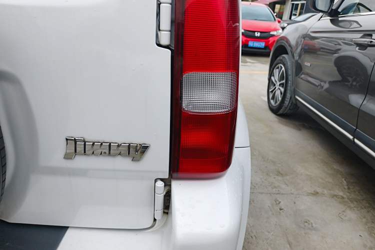 Used Suzuki Jimny 2015 1.3 AT Mode3 Navigation Edition
