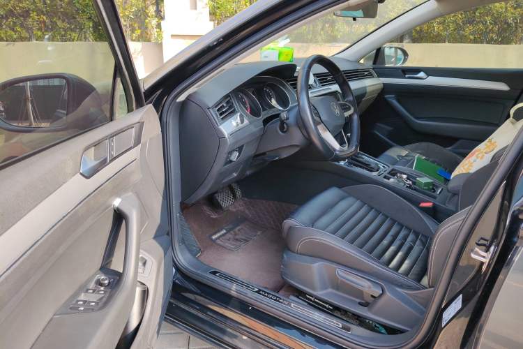 Used Volkswagen Magotan 2020 280TSI DSG Comfort Edition
