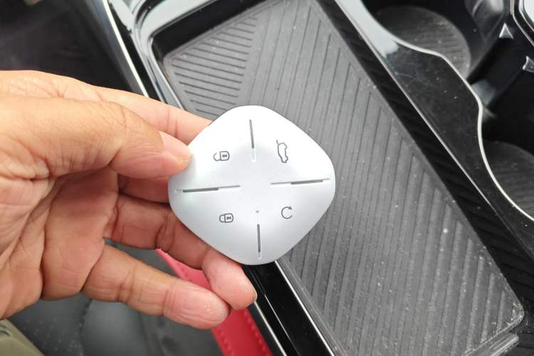 Used JETOUR Dashing i-DM 2023 1.5T DHT Lightning
