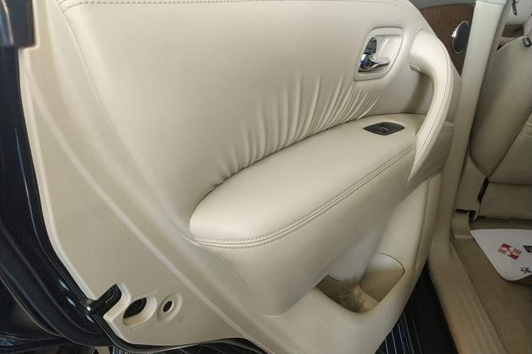 Used Nissan Patrol 2016 5.6L Standard Edition
