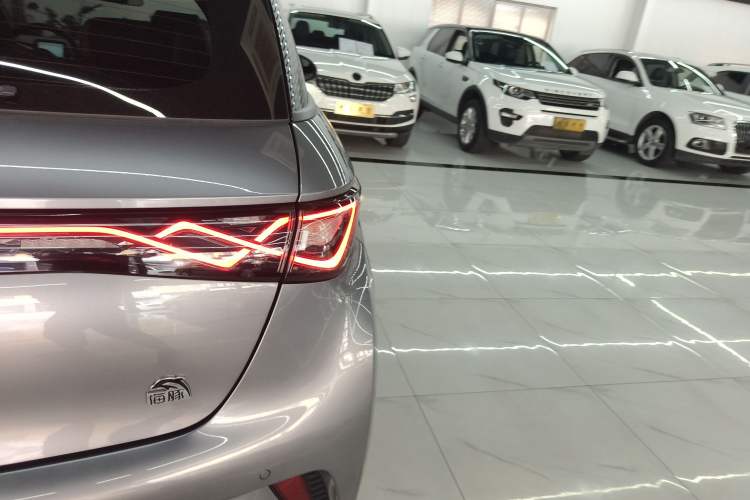 Used BYD Dolphin 2023 420 km Free Version