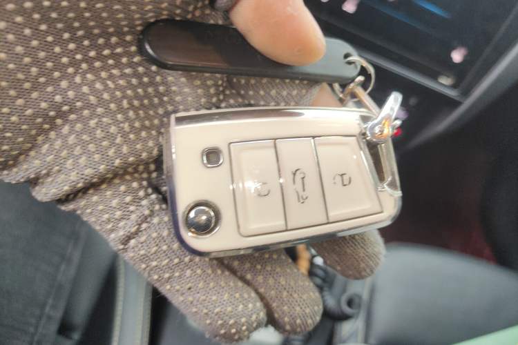 Used Skoda Octavia 2021 1.5L Automatic Luxury Edition Vehicle Key