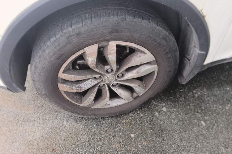 Used BAIC Senova X65 2015 2.0T Automatic Elite Model