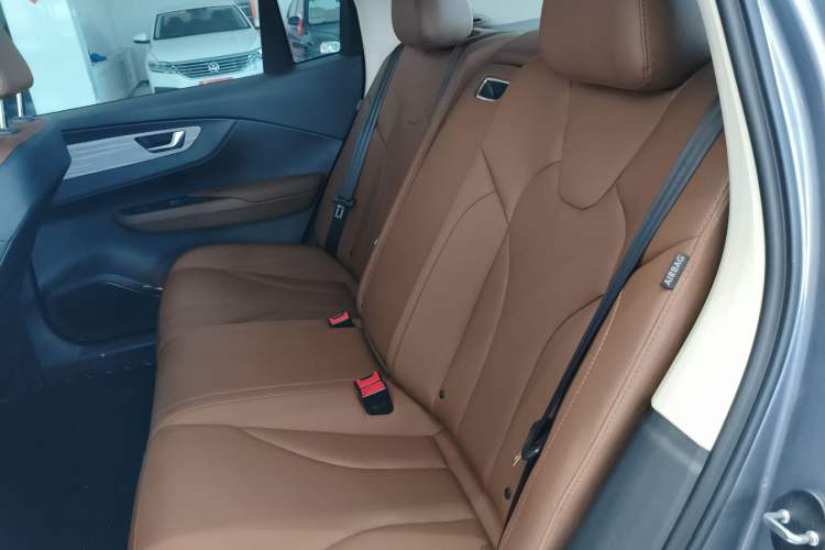 Used Hongqi E-QM5 2024 560km PLUS
