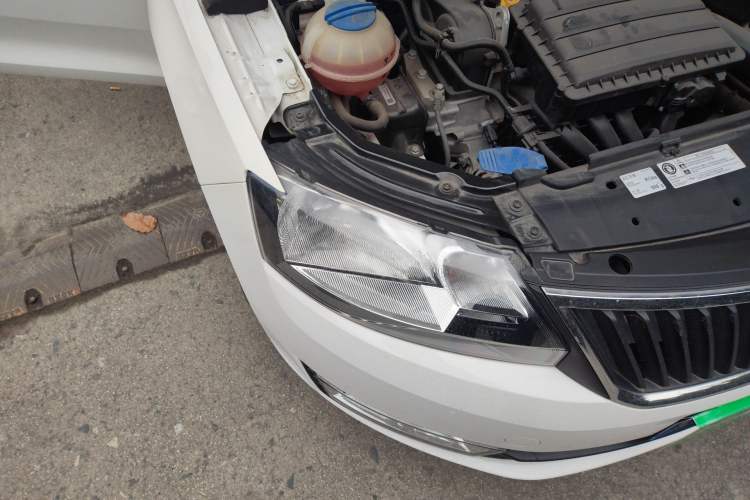 Used Skoda Rapid 2016 1.6L Manual Trend Edition
