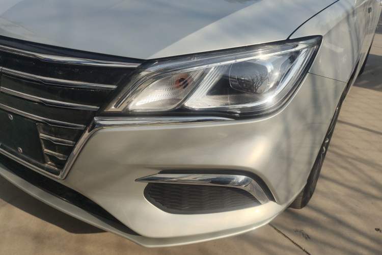 Used Roewe Ei5 2018 Internet Flagship Edition
