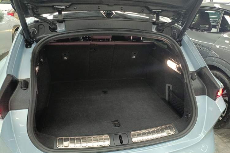 Used Nio ET5T 2024 75kWh Touring