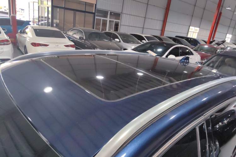 Used Lincoln MKC 2017 2.0T Two-Wheel Drive Deluxe Edition