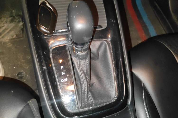 Used Roewe i5 2020 1.5L Automatic 4G Connect Luxury Flagship Edition
