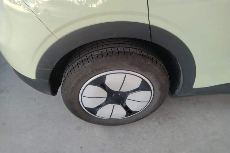 Used Geely Galaxy Geome 2025 310km Youth Edition Exterior 3