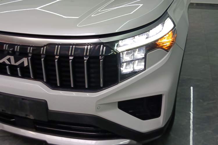 Used Kia Sportage R 2021 Ace 2.0L Splendid Edition Left Front Headlight