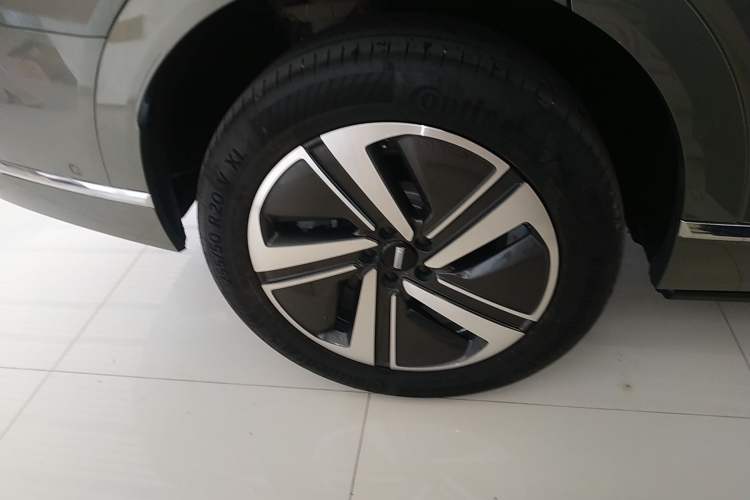 Used Wey Lanshan 2025 Four-Wheel Drive Ultra