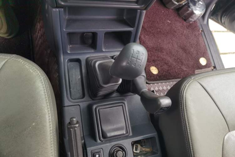 Used Leopaard Heijingang 2009 2.4L Manual Transmission 4x4 China Stage III