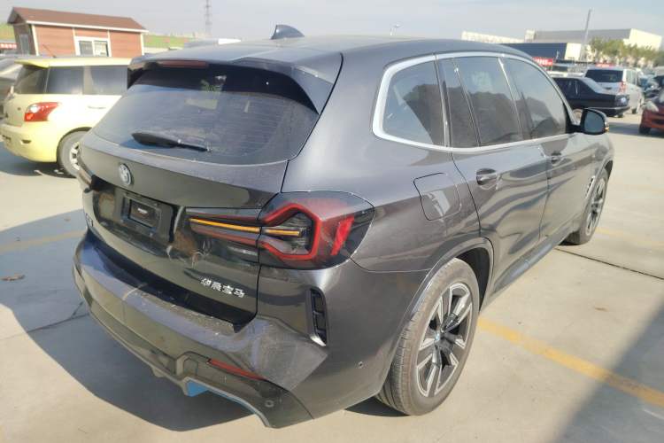 Used BMW iX3 2022 Leading Model