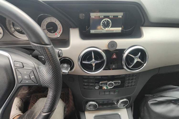 Used Mercedes-Benz GLK-Class 2014 GLK 260 4MATIC Dynamic Model