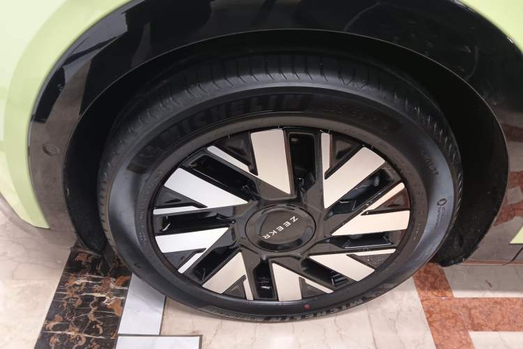 Used Zeekr MIX 2025 Long-Range Intelligent Driving Edition
