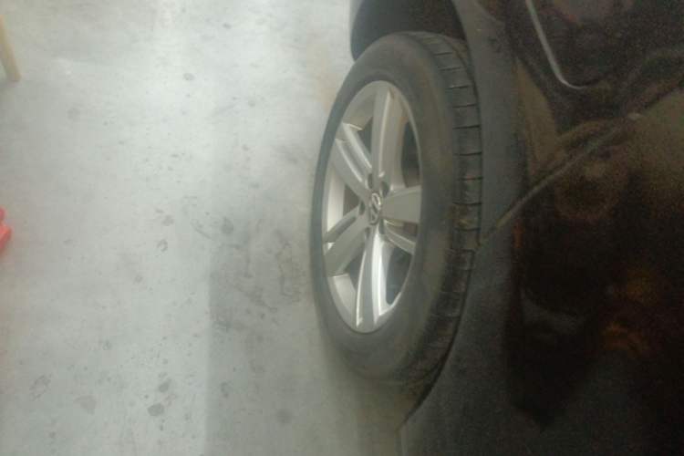 Used Volkswagen Sharan 2014 2.0 TSI Comfort Model Right Rear Wheel Hub