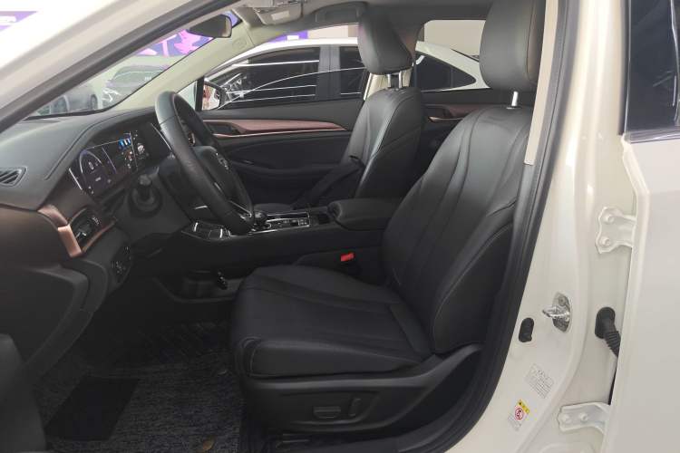 Used GAC Trumpchi GA6 2022 270T Automatic Luxury Edition