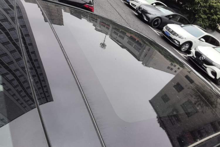 Used Mercedes-Benz EQE 2025 500 4MATIC Pioneer Edition Roof