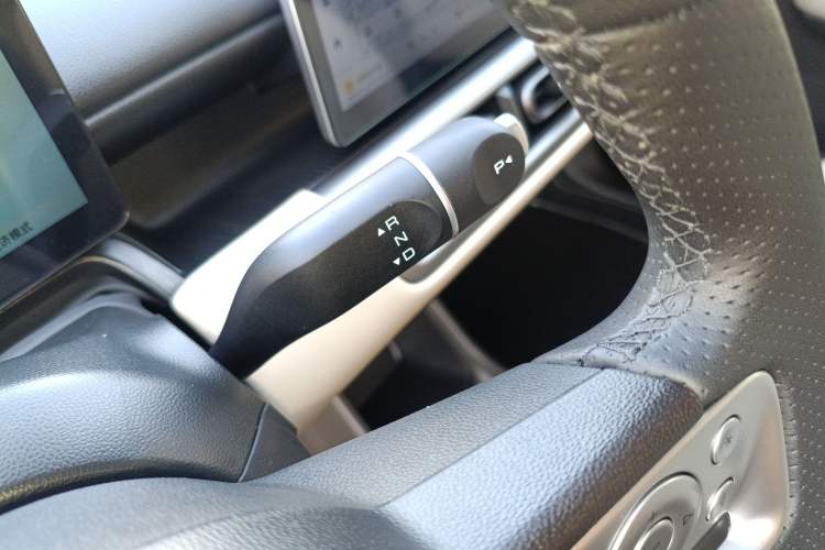 Used Wuling Bingo PLUS 2024 330 km Range Five-Seater Version