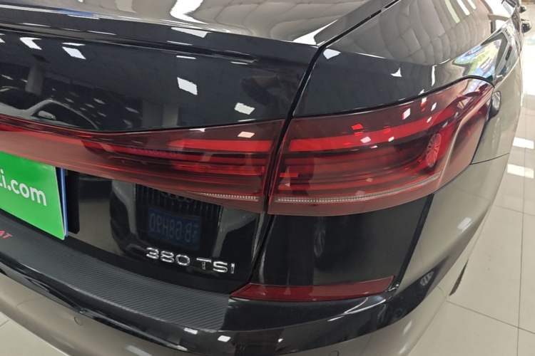 Used Volkswagen Passat 2024 380TSI Starry Dragon Edition Right Rear Taillight