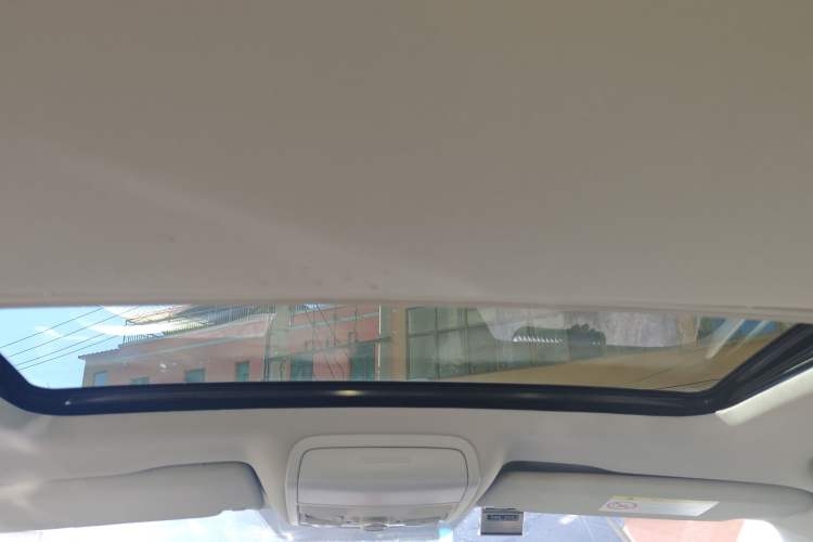 Used Volkswagen Sagitar 2014 Revised Version 1.6L Manual Comfort Edition Headliner