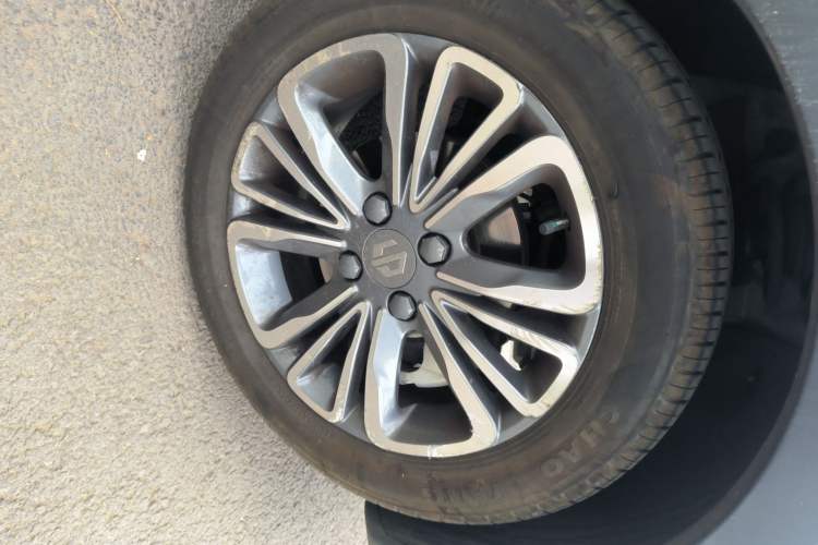 Used Leapmotor T03 2024 310 Comfort Edition Right Front Wheel Hub