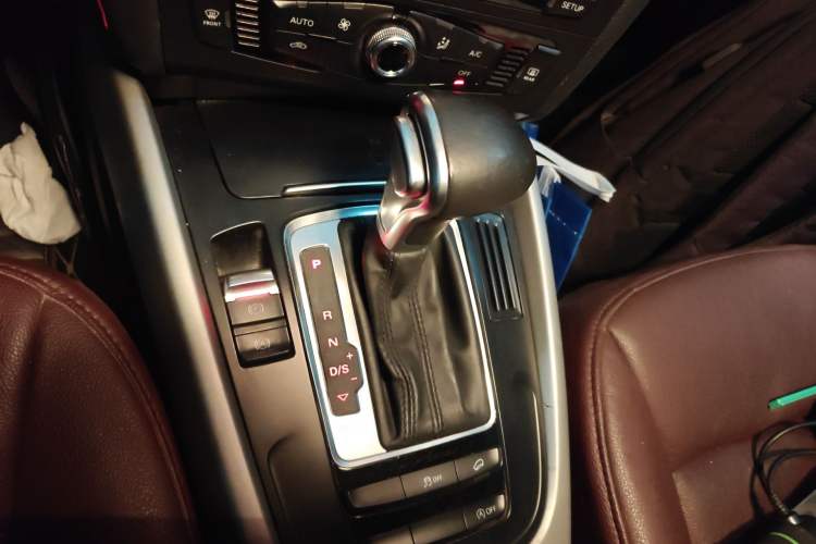 Used Audi Q5 2015 40 TFSI Technology Edition
