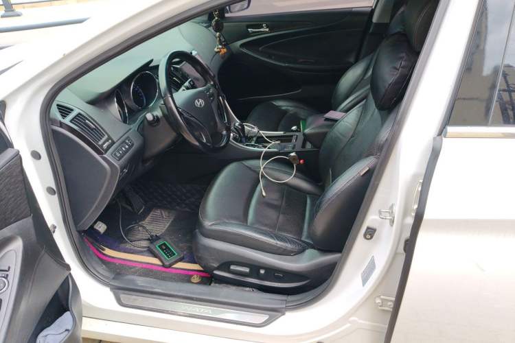 Used Hyundai Sonata 2013 2.4L Automatic Leading Edition China IV Standard Left Front Seat