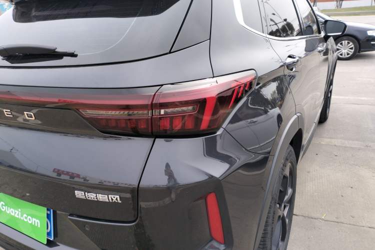 Used EXEED Zhuifeng 2022 Versailles 1.6T DCT "Chasing the Wind" Edition Exterior 3