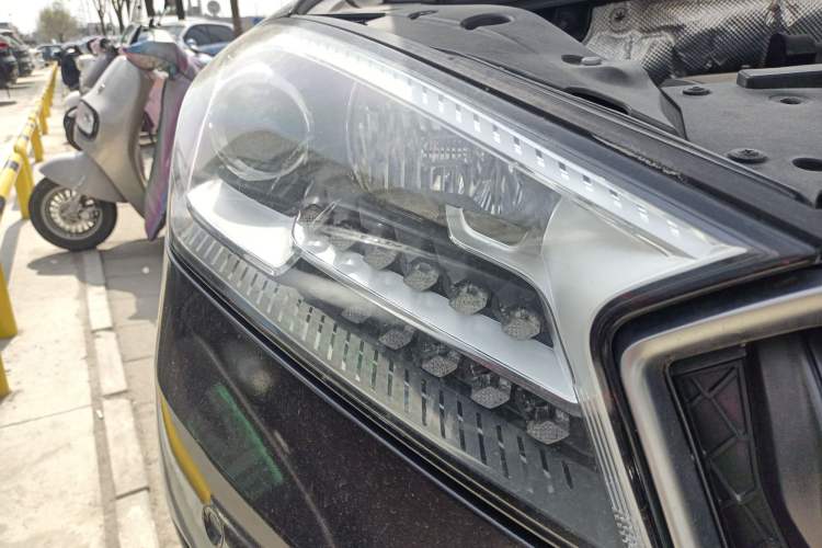 Used BORGWARD BX7 2016 28T Four-wheel Drive Luxury Edition 5 Seats
