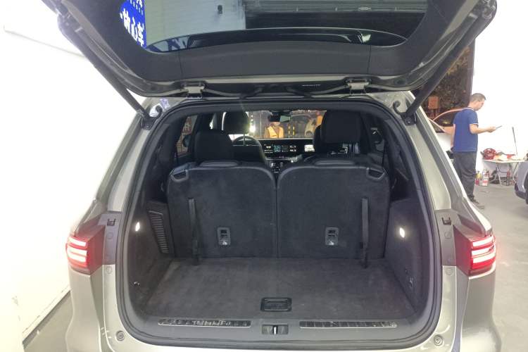 Used Li Auto ONE 2020 Extended-Range 6-Seater Version
