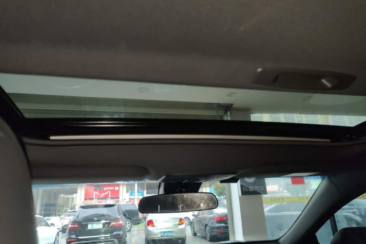 Used Toyota Avalon 2022 2.0L XLE Premium Edition
