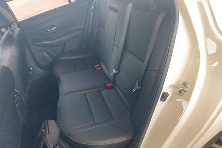 Used Nissan Sylphy 2022 1.6L XL CVT Enjoyment Edition Left Rear Seat