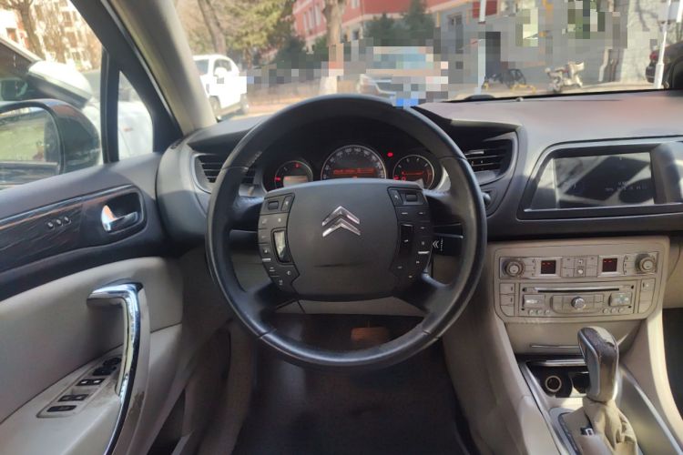 Used Citroen C5 2010 2.3L Automatic Luxury Edition Steering Wheel