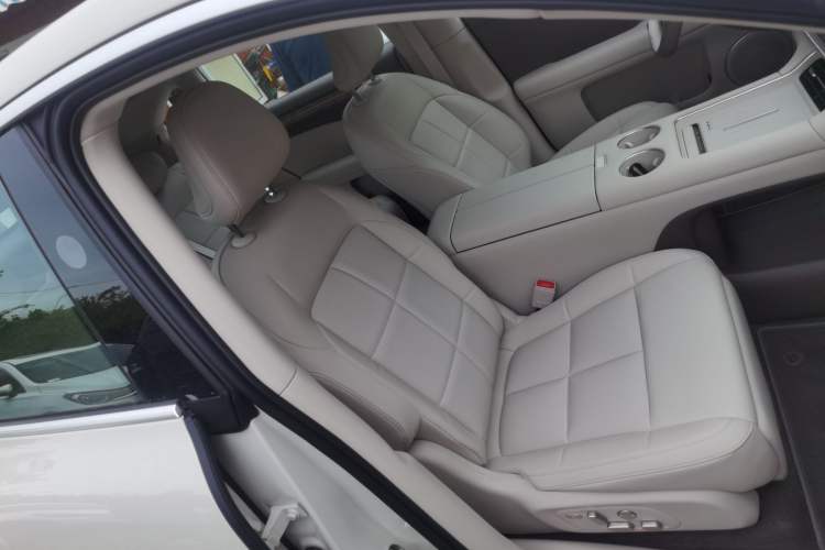 Used IM LS6 2026 Model Pure Electric Max Right Front Seat