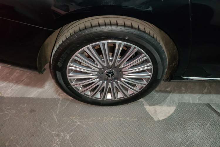 Used Mercedes-Benz E-Class 2023 E 300 L Stylish Model
