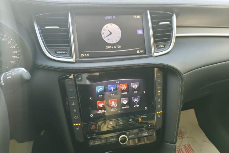 Used Infiniti QX50 2018 2.0T Two-Wheel Drive Fashion Edition