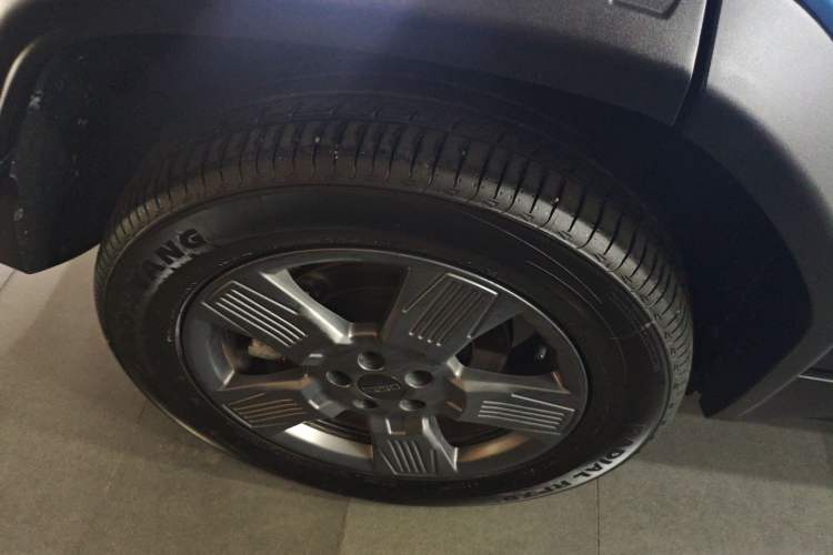 Used iCAR 03 2024 501km Two-Wheel Drive Long-Range Version Right Rear Wheel Hub