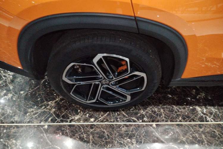 Used MG ONE 2022 α-Smart Sports Series 1.5T Advanced Edition Right Rear Wheel Hub