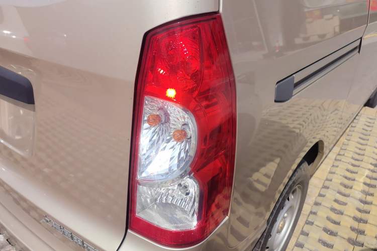 Used Wuling Rongguang 2020 1.2L S Base Model China VI
