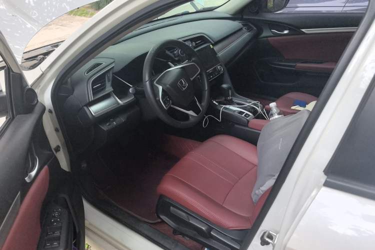 Used Honda Civic 2016 220TURBO CVT Luxury Edition