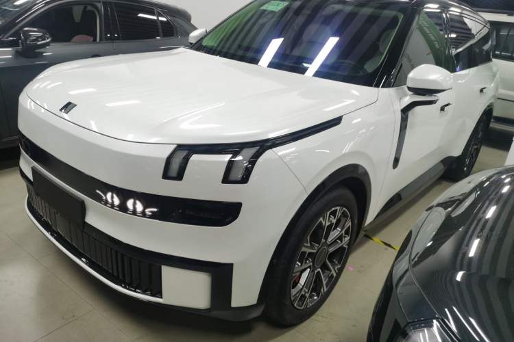 Used Lynk & Co 900 2025 2.0T Ultra